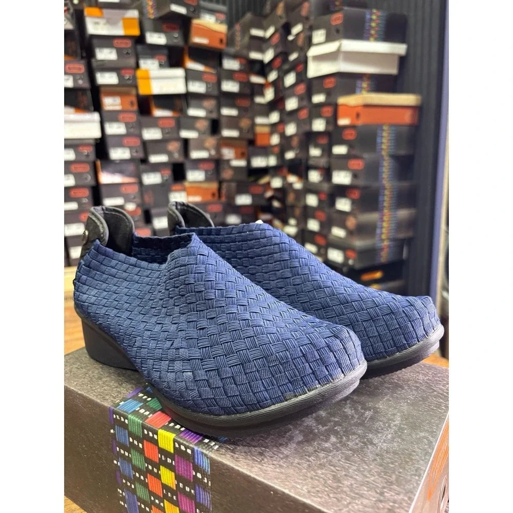 Bernie Mev Gem Yael Navy Woven Elastic Wedge Shoes Size 39 US 8.5